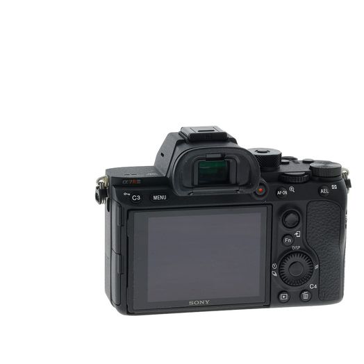 Sony a7R III Mirrorless Camera Body, Black {42.4MP}