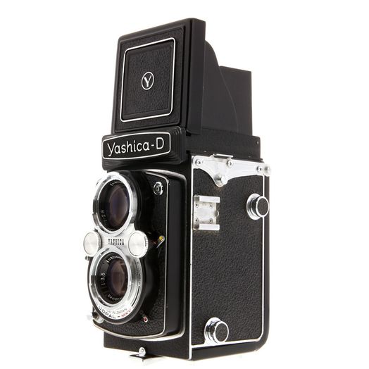Yashica D Medium Format TLR Camera with 80mm f/3.5 Yashinon, Black