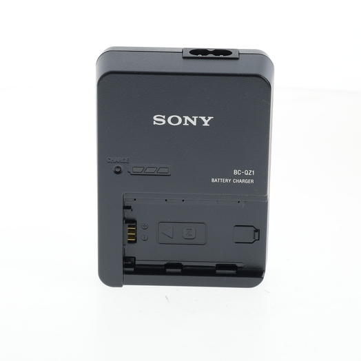 Kastar LCD Battery Charger Kit For Sony NP-FZ100 – Includes 2280mAh Battery And Charger (LCD3-FZ100-3)