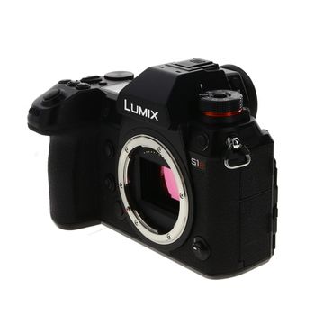 Panasonic Lumix S1R