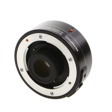 Olympus 2X MC-20 M.Zuiko Teleconverter for Select Pro MFT (Micro Four Thirds) Lenses