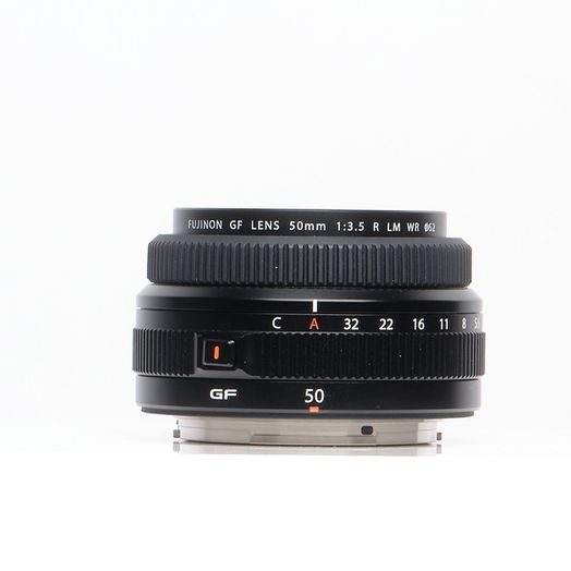 FUJIFILM Fujinon GF 50mm f/3.5 単焦点レンズ Fujifilm Fujinon GF 50mm F3.5 R LM WR Review | PCMag