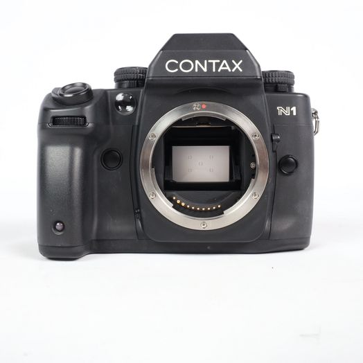 Contax N1 35mm Camera Body with D-10 Data Back