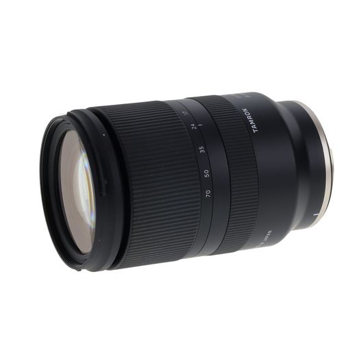 thumbnail image 2 of Tamron 17-70mm F2,8 Di III-A VC RXD Sony E - Foto Erhardt 2 of 13