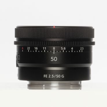 Sony FE 50mm f/2.5 G Full-Frame Autofocus Lens for E-Mount, Black {49} SEL50F25G
