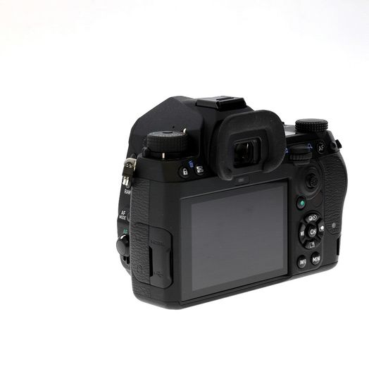 Pentax K-3 Mark III DSLR Camera Body, Black {25.7MP}