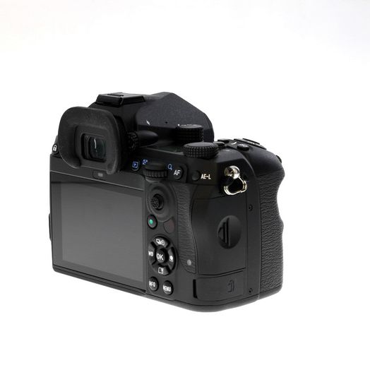 Pentax K-3 Mark III DSLR Camera Body, Black {25.7MP}