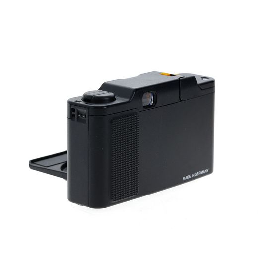 Voigtlander Vito CS 35mm Camera with 38mm f/2.8 Color Skopar Lens