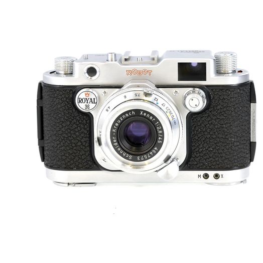 Robot Royal 36 35mm Camera, Chrome with 45mm f/2.8 Xenar Lens