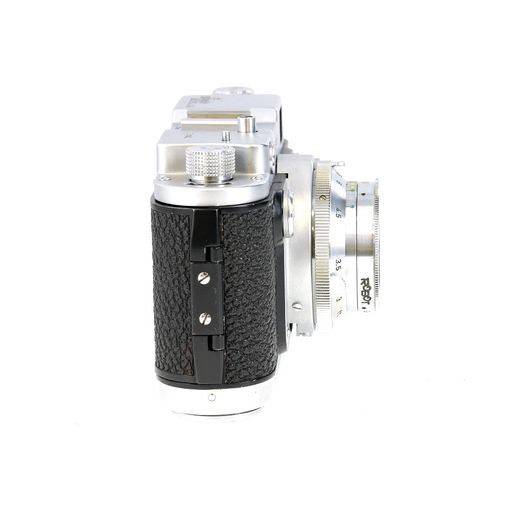 Robot Royal 36 35mm Camera, Chrome with 45mm f/2.8 Xenar Lens