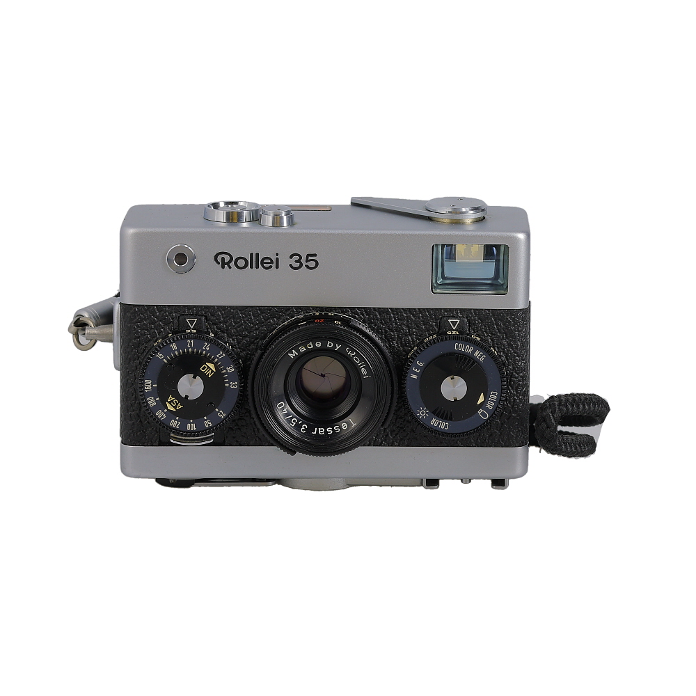 Rollei 35 40mm f/3.5 Tessar Camera, Made in Singapore, Chrome