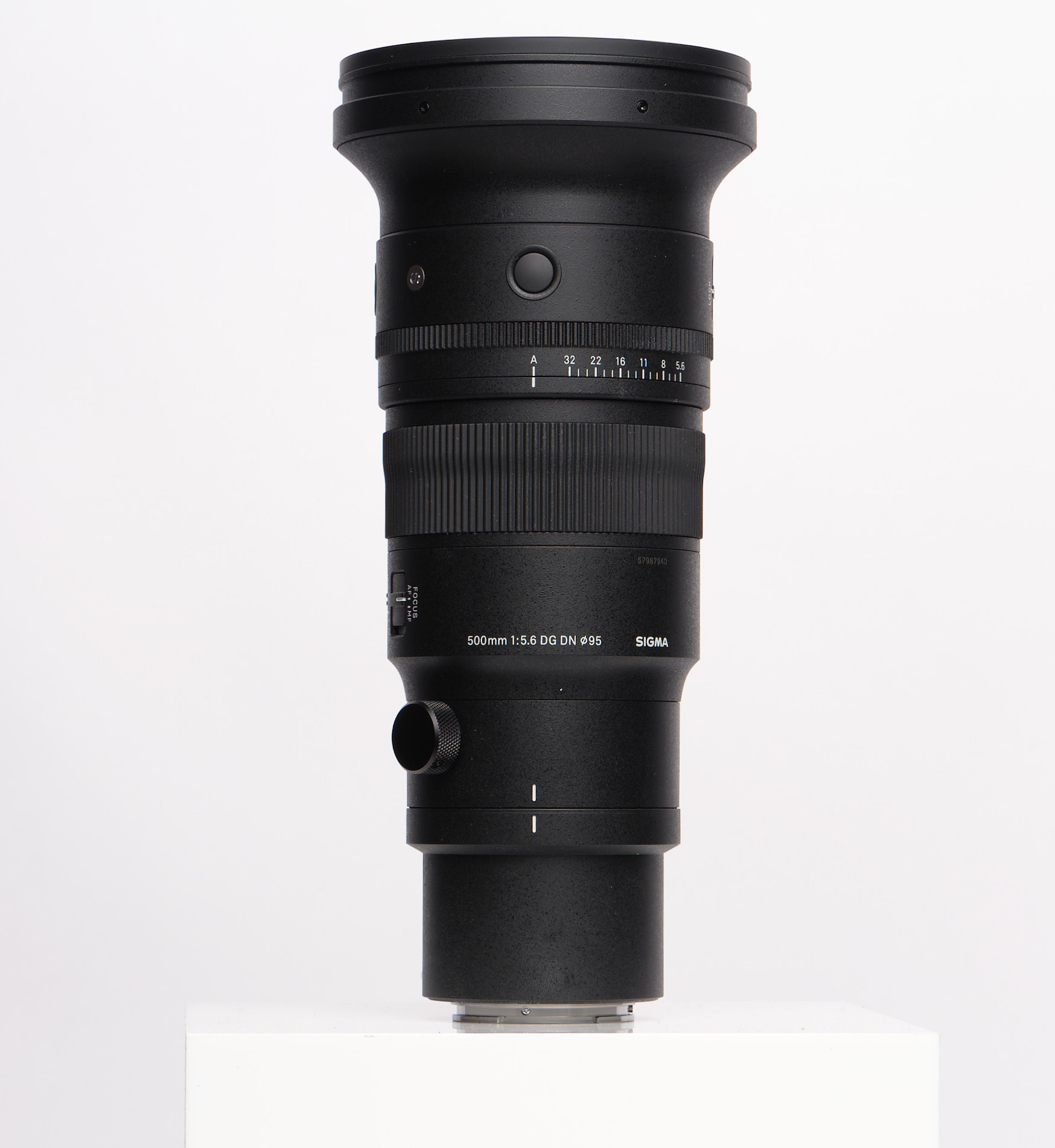 Sigma 500mm f/5.6 DG DN OS S (Sports) Full-Frame Autofocus Lens for Sony E-Mount, Black