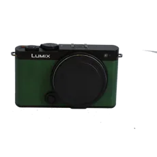 Panasonic Lumix DMC-LX5 Digital Camera, Black {10.1MP}