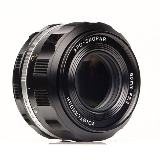 Voigtlander 90mm f/2.8 APO-Skopar (SLIIs) Manual Focus AIS Lens