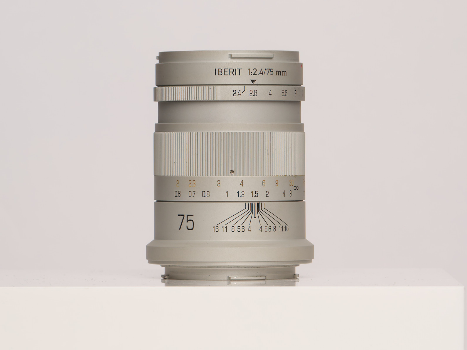 HandeVision 75mm f/2.4 IBERIT Full-Frame Manual Lens for Leica L-Mount, Matte Silver