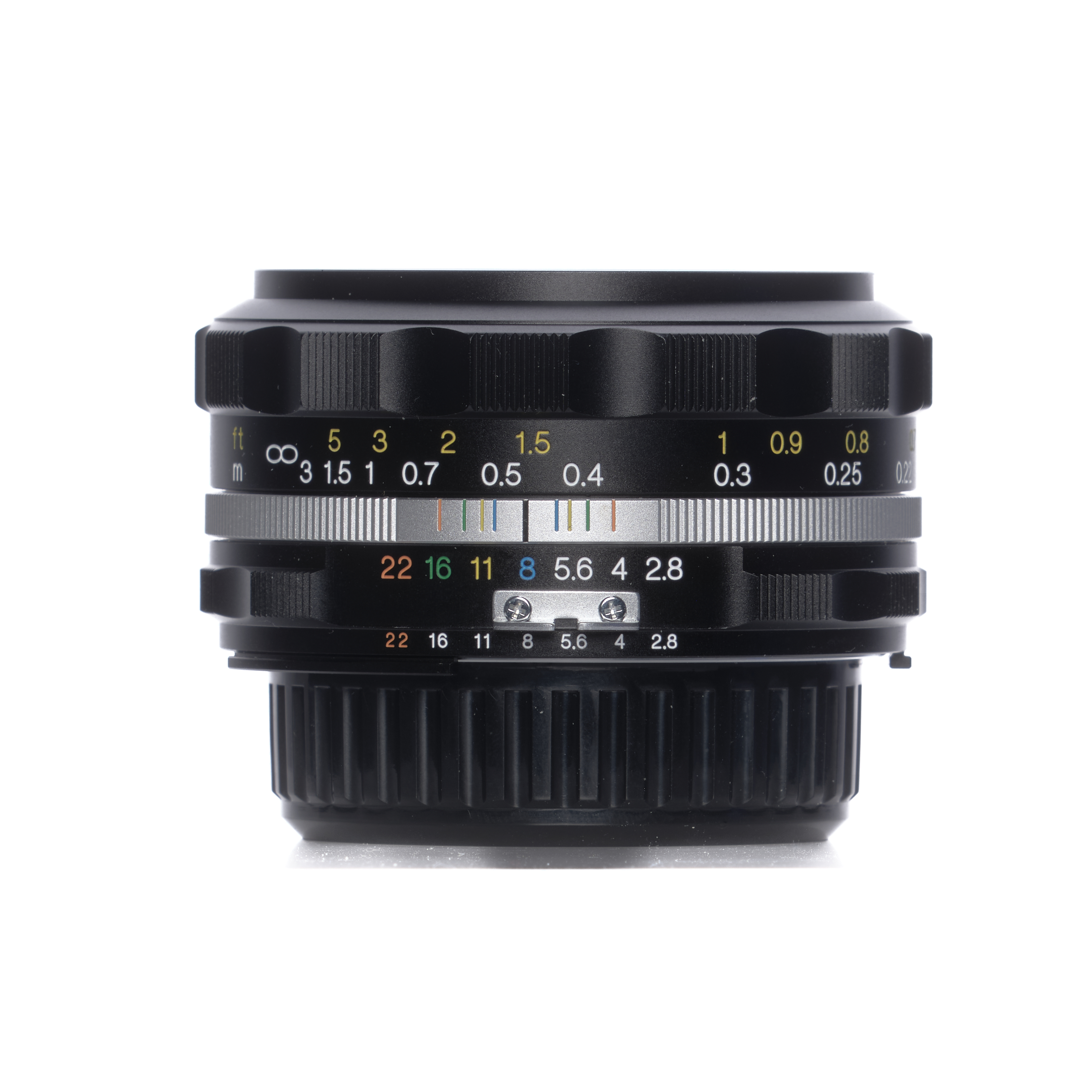 Voigtlander 28mm f/2.8 Color-Skopar (SLIIs) AIS Manual Focus Lens for Nikon F /