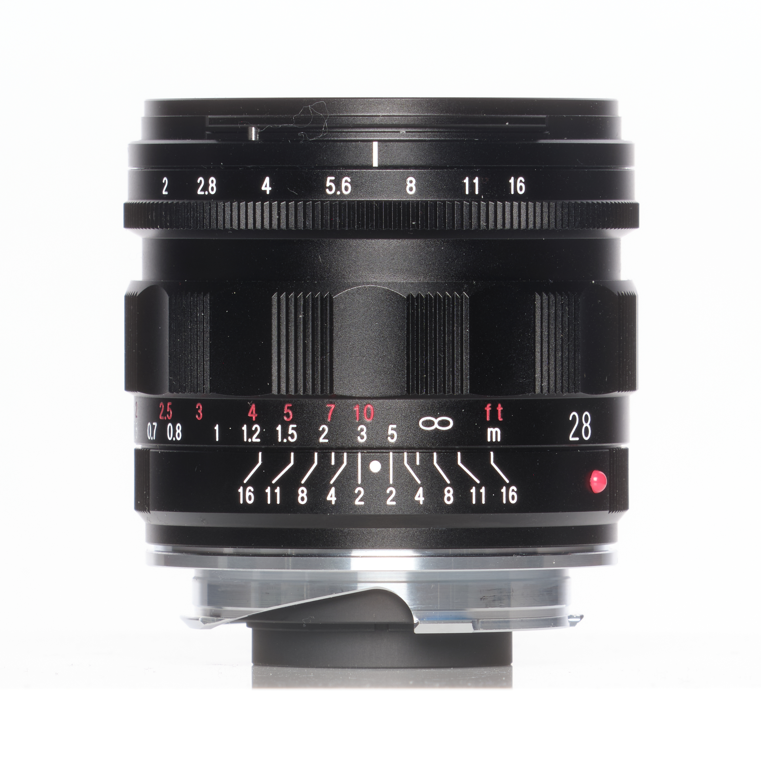 Voigtlander 28mm f/2 APO-Lanthar Aspberical VM Lens for Leica M-Mount