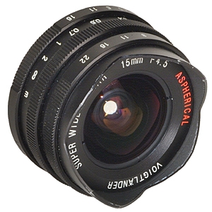 Voigtlander 15mm f/4.5 Aspherical Super Wide-Heliar Lens for M39 Leica Screw Mount, Black
