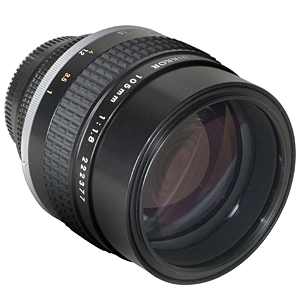 Nikon 105mm f/1.8 NIKKOR AIS Manual Focus Lens