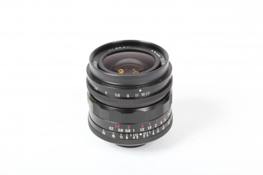 Voigtlander 28mm f/1.9 Ultron Aspherical Lens for M39 Leica Screw