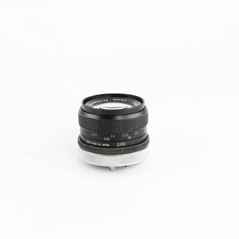 Vivitar 28mm f/2 Manual Focus Breech Lock Lens for Canon FD-Mount