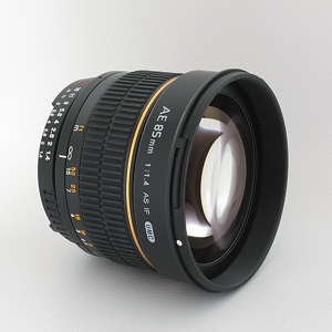 Rokinon 85mm F/1.4 AE AS IF UMC Manual Focus Lens (with AE Chip) for Nikon F-Mount, Black w/ Gold Ring