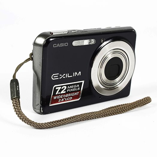 Casio Exilim EX-S770 Black Digital Camera {7.1MP}