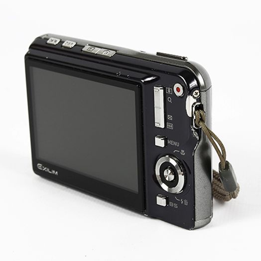 Casio Exilim EX-S770 Black Digital Camera {7.1MP}