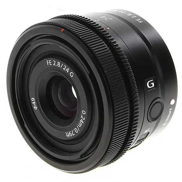 Sony FE 24mm f/2.8 G Full-Frame Autofocus Lens for E-Mount, Black (49} SEL24F28G